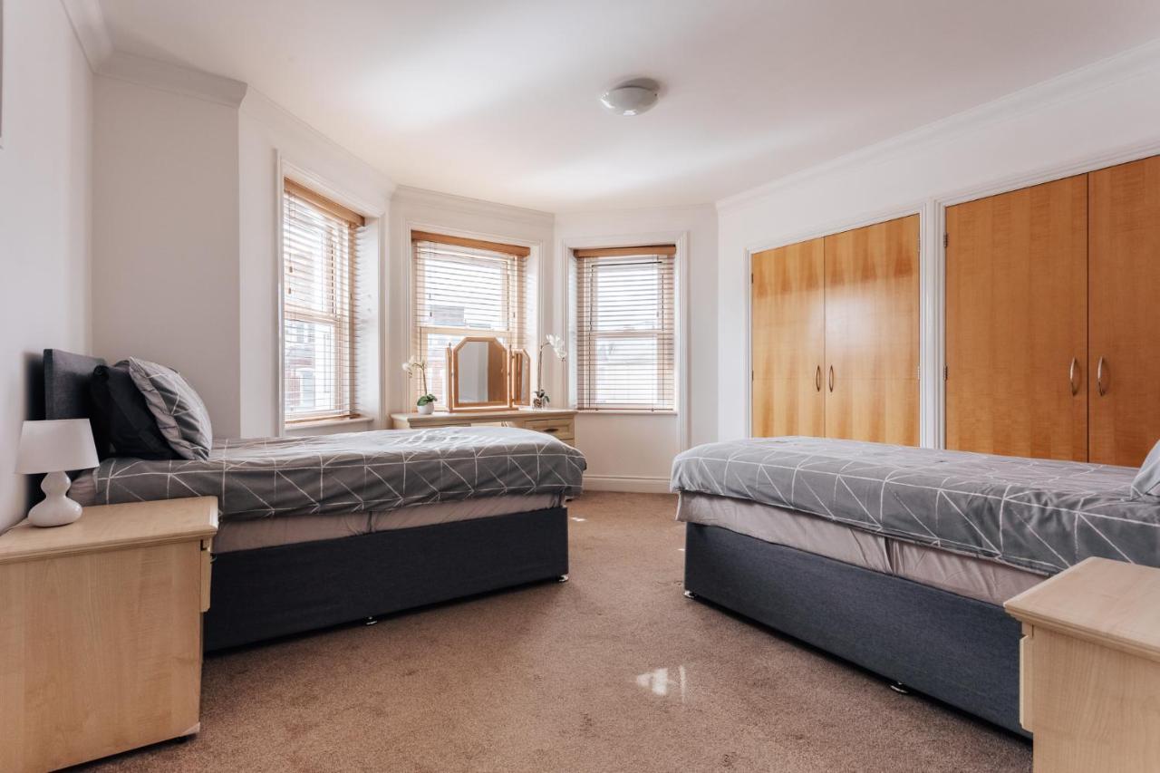 Top Quality Beach Front Apartment Sleep Up To 7 Guests Борнмут Экстерьер фото